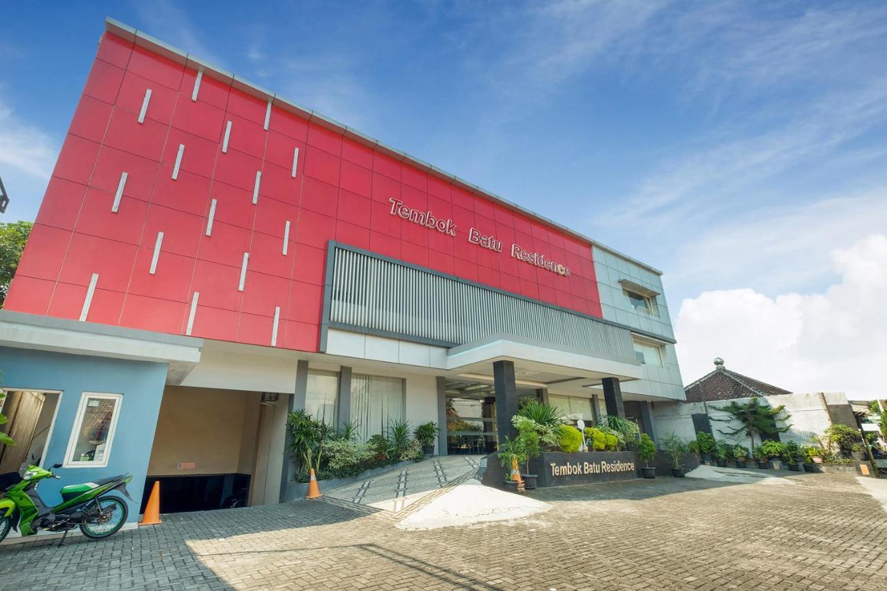 Oyo Flagship 3726 Tembok Batu Residence Tugu Exteriér fotografie