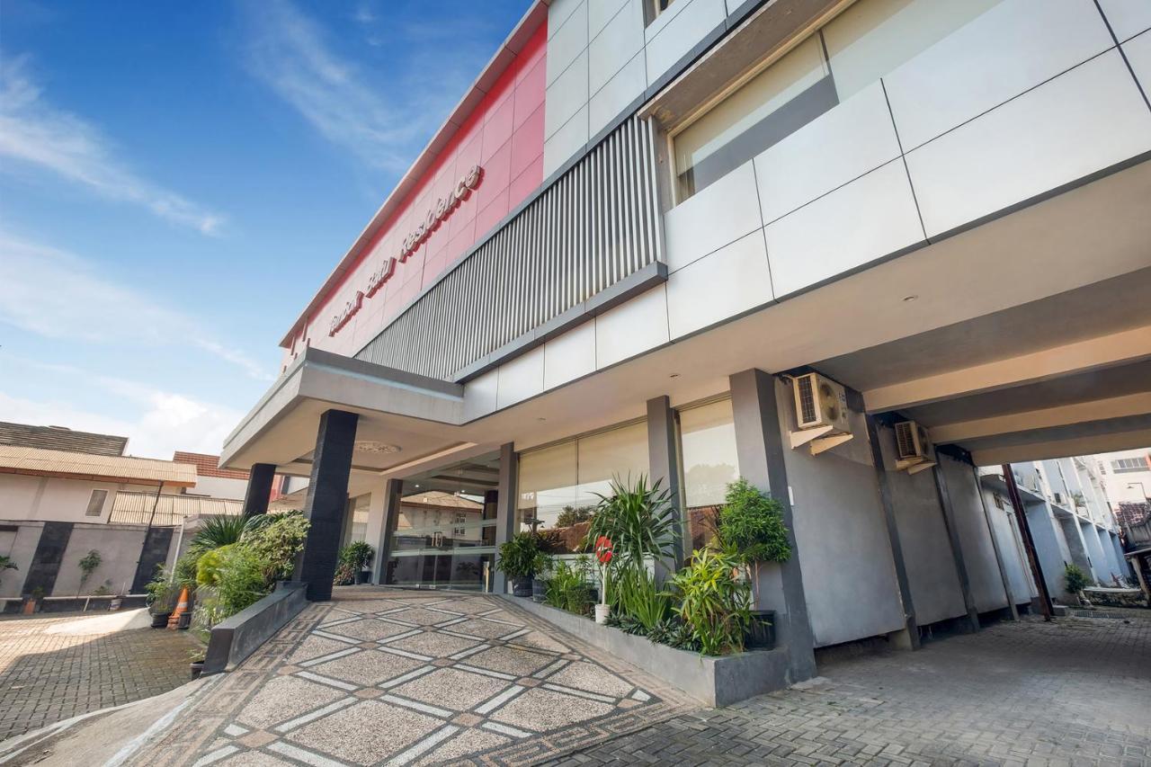 Oyo Flagship 3726 Tembok Batu Residence Tugu Exteriér fotografie