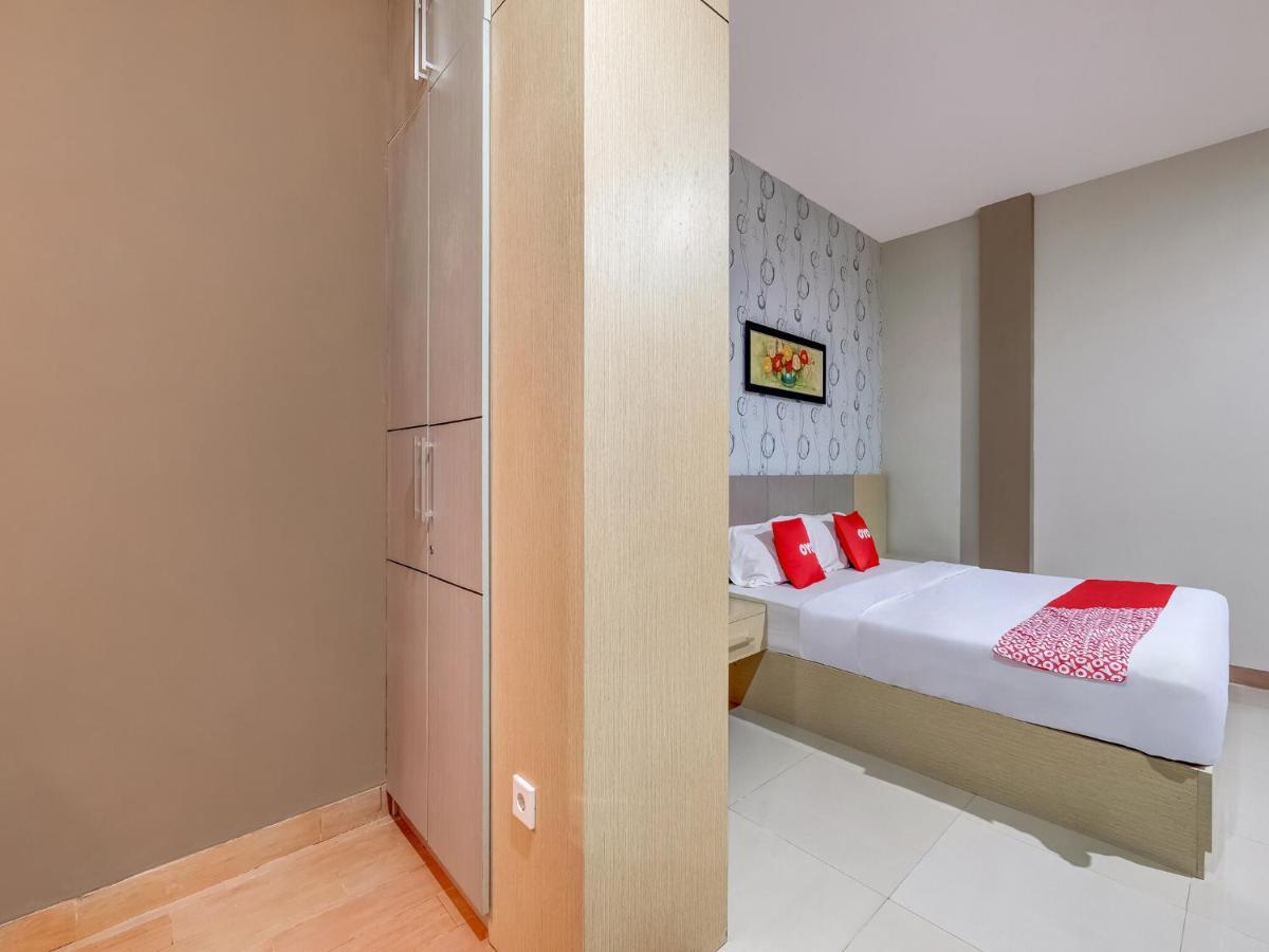 Oyo Flagship 3726 Tembok Batu Residence Tugu Exteriér fotografie